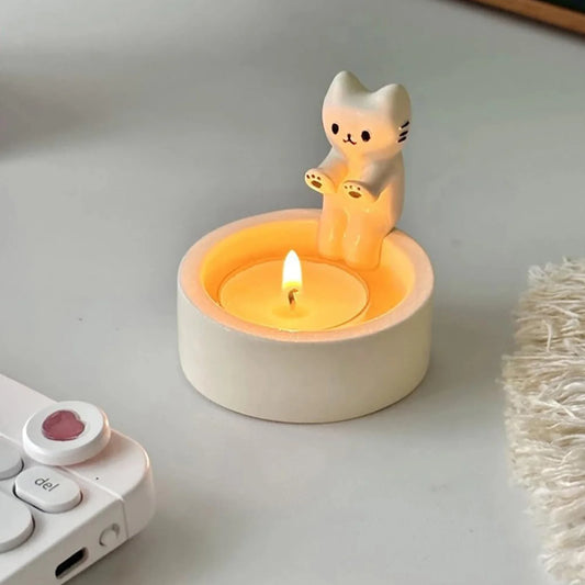 Cat Paw Candle Holder A cozy detail for calm, inviting spaces.